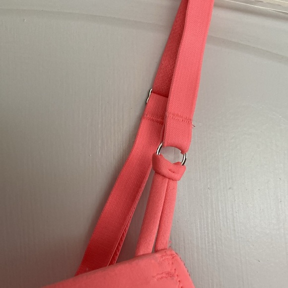 Victoria’s Secret Dream Angels Uplift Demi Bra - 34D - Picture 2 of 8